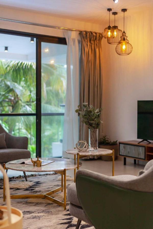 Villa Sereno By Stayvista - An Elegant And Entertaining Retreat Featuring A Swimming Pool, Outdoor Jacuzzi, Modern Interiors, And A Snooker Table Alībāg Exteriör bild